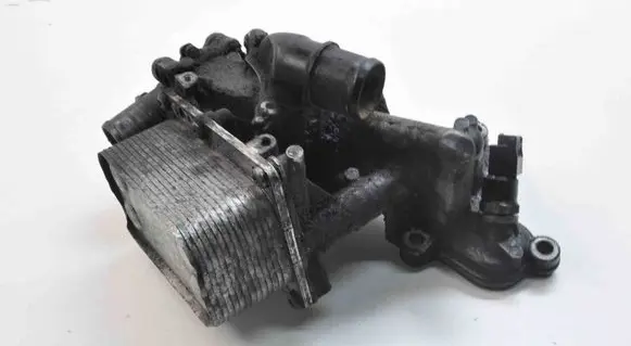 Engine oil radiator