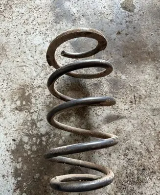 KIA Sorento Front coil spring 