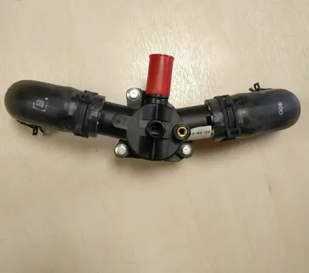 Thermostat/thermostat housing