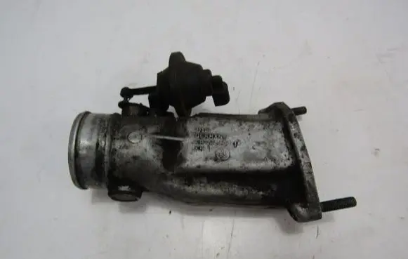 Audi A6 S6 C5 4B Electric throttle body valve 4B0145950