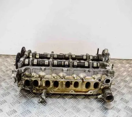 Toyota RAV 4 (XA30) Engine head 1110109405