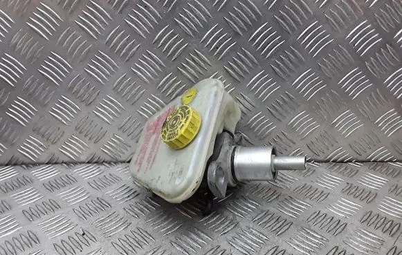 Audi A8 S8 D3 4E Master brake cylinder 4e0611301