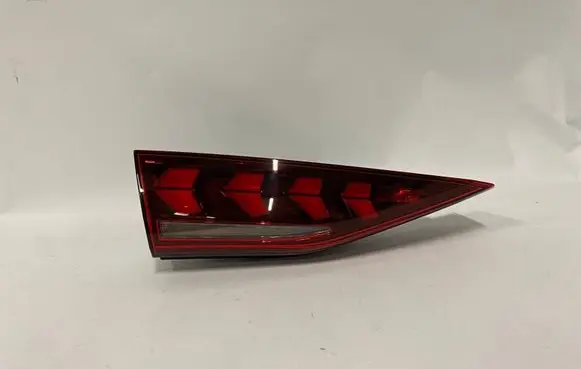 Audi A3 8Y Tailgate rear/tail lights 8Y0945307A