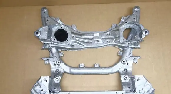 BMW 4 G22 G23 G24 G26 Front axle beam 6882303