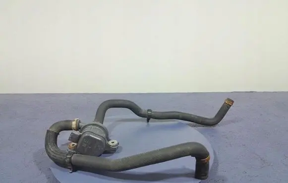 Toyota Camry VIII XV70 Water pump G904033050