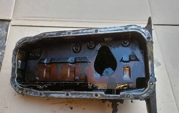 Opel Meriva A Oil sump R90400212