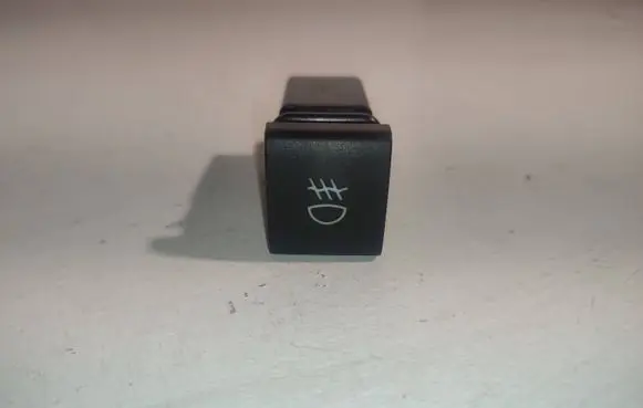 Fog light switch