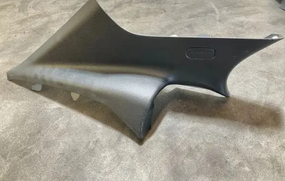 (C) pillar trim