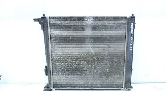 KIA Sportage Coolant radiator A20184215 R200NFFFA0