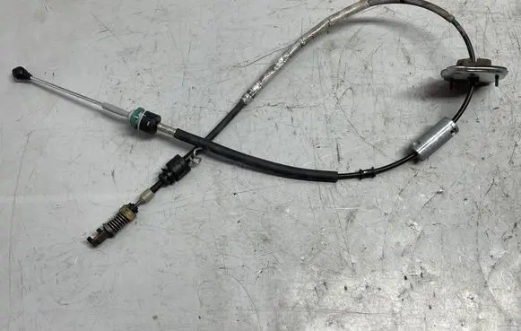 Opel Insignia B Gear shift cable linkage 84853270 327020246