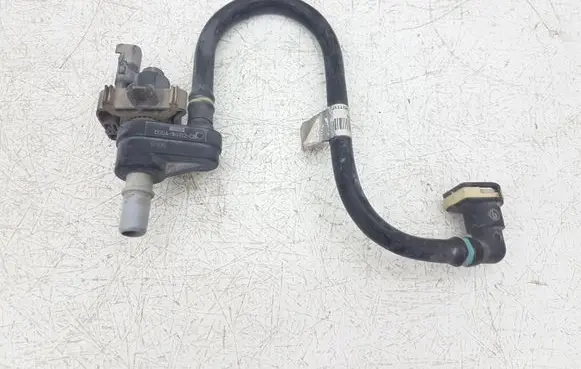 Ford Escape III Vacuum valve DU5A9G712 DU5A9G712CB F903A