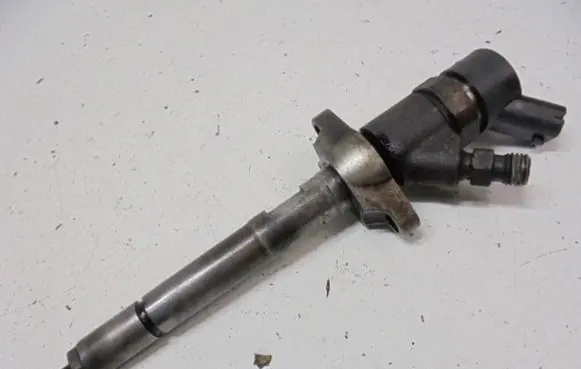 Ford Focus C-MAX Fuel injector 0445110188