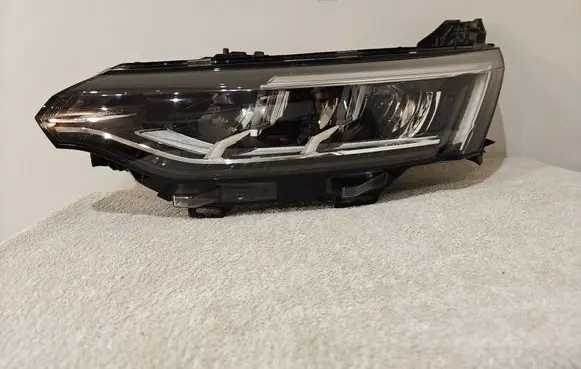 Renault Talisman Headlight/headlamp 260601223R 10115006332