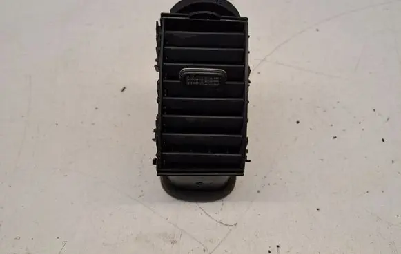 Toyota Prius (NHW20) Dashboard air vent grill cover trim 5506247010 4556417010