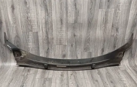 Volkswagen Sharan Engine hood trim 7M3853306
