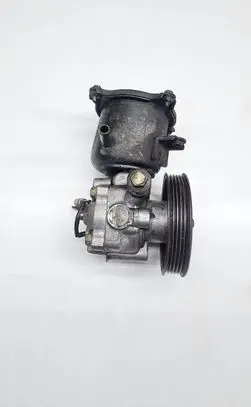 Subaru Forester SF Power steering pump 7801042