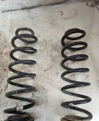 Volkswagen Touran III Rear coil spring 3q0511115