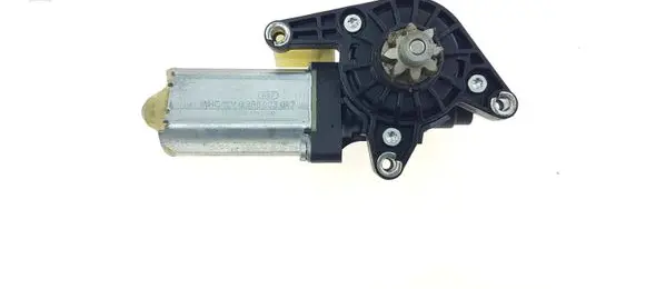 Ford Fusion II Seat adjustment motor 0390203047