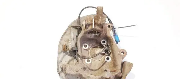 BMW 5 E39 Front wheel hub