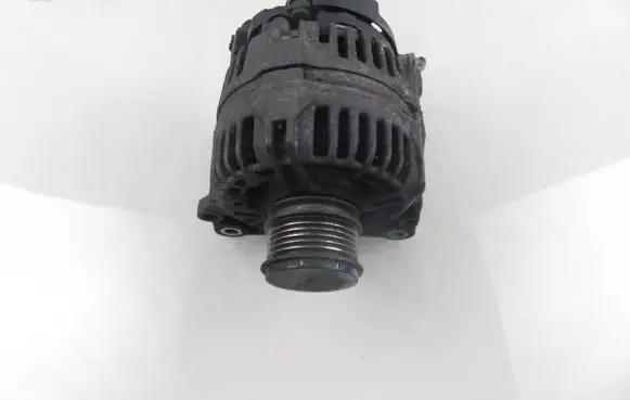 Volkswagen Caddy Generator/alternator 0124325130 06F903023D
