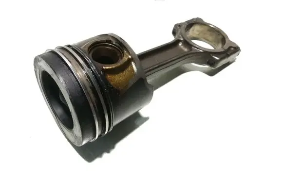 Nissan Qashqai Piston with connecting rod K9K282