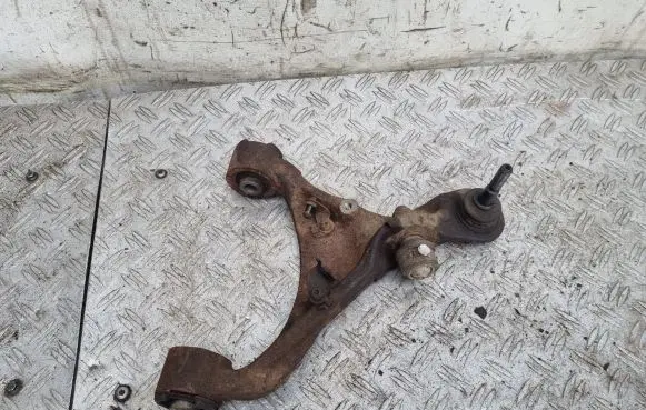 Land Rover Range Rover Sport L320 Front lower control arm/wishbone RBJ500850