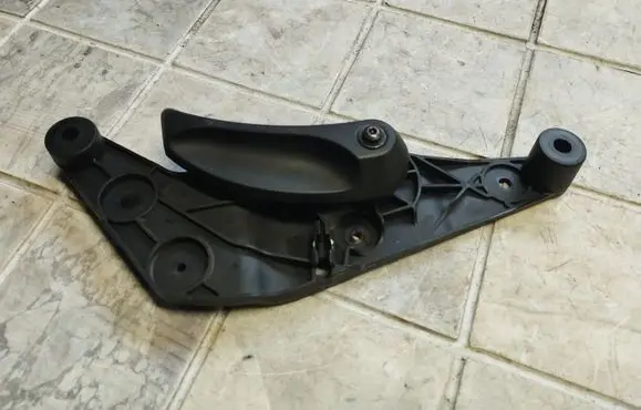 BMW 7 F01 F02 F03 F04 Engine bonnet (hood) release handle 51239114002