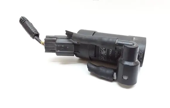 Volvo V50 Windscreen/windshield washer pump 1S7117K624FE