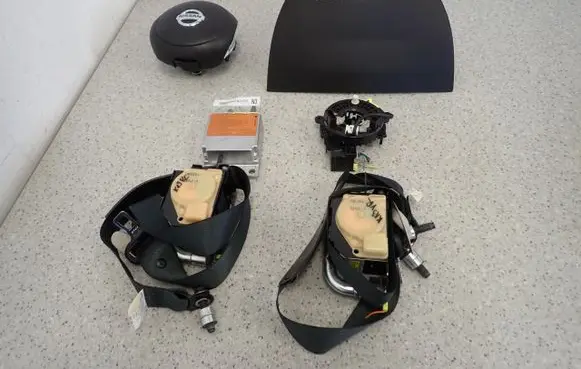 Nissan Micra Airbag set 