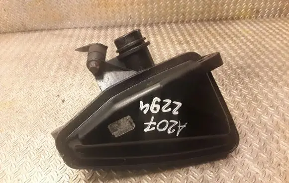 Mercedes-Benz E A207 Intake resonator A6421400087 6421400087