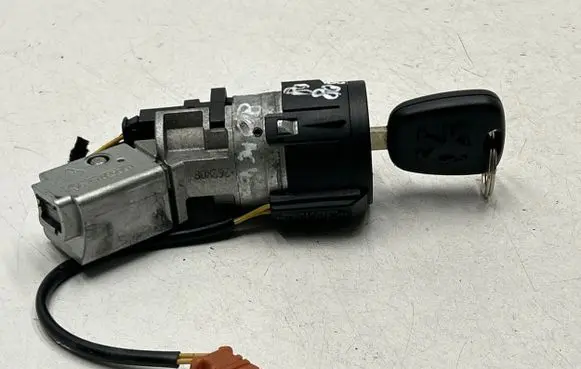 Peugeot 308 SW Ignition lock 36410600