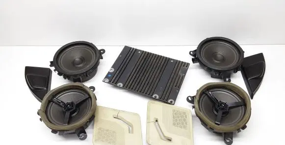 Volvo XC90 Audio system kit 31215661 30797138 30745936
