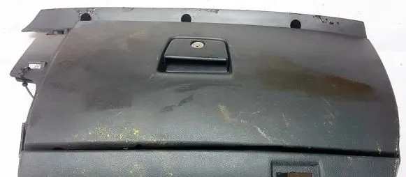 Volvo V50 Glove box 8626141 3865
