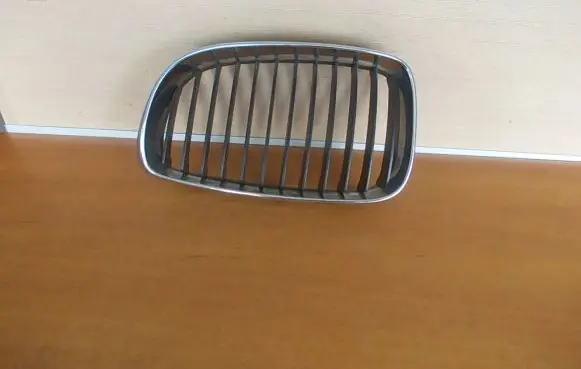 BMW 1 E81 E87 Front grill