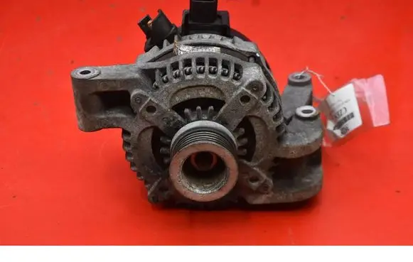 Ford Focus C-MAX Generator/alternator 30667069