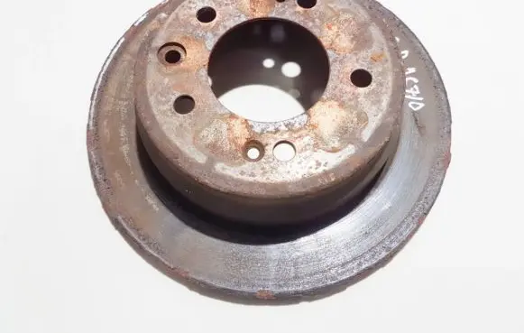 KIA Ceed Rear brake disc neventiliuojamas