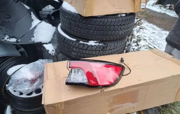 Ford Kuga III Rear/tail lights LV4B13404BE