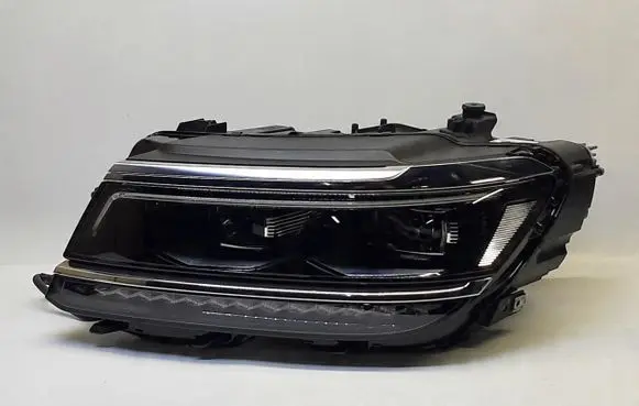 Volkswagen Tiguan Headlight/headlamp 5NB941081A