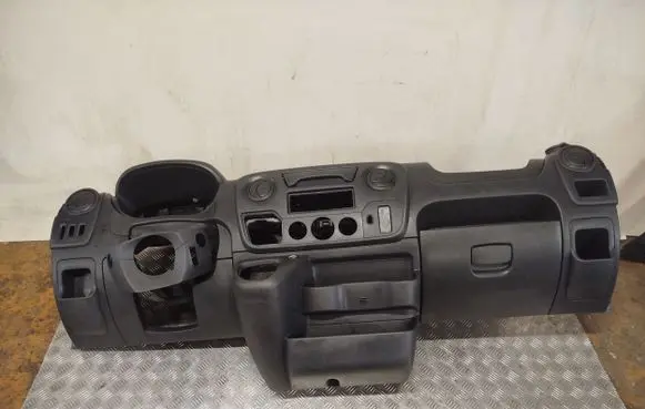 Renault Master III Dashboard 96100039R 6321S854 6B31000035R