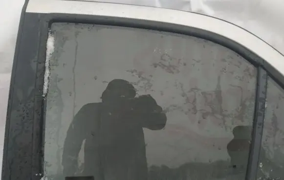 KIA Sorento Rear door window glass