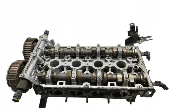Opel Astra J Engine head 