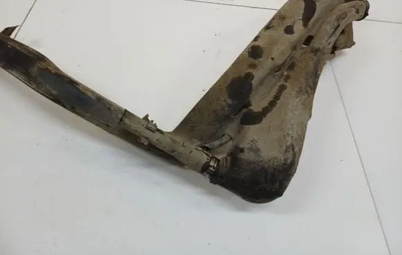Opel Zafira A Fuel tank filler neck pipe 90580090