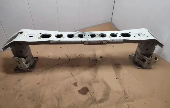 Ford Focus Front bumper cross member FOC172803
