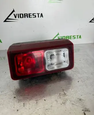 Opel Vivaro Rear fog light 265598668R