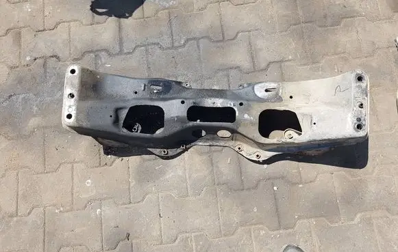 Subaru Forester SJ Front axle beam