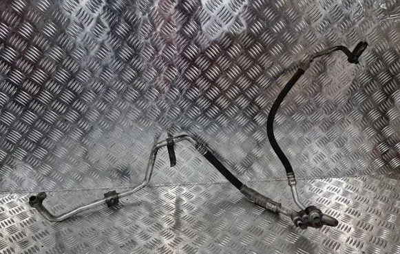 Air conditioning (A/C) pipe/hose