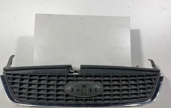 Ford Mondeo MK IV Front bumper upper radiator grill 7S718200F 7S718200
