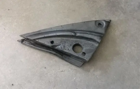 BMW X5 E70 Other engine bay part 7129723