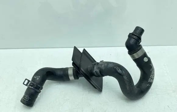 Mercedes-Benz SL AMG R231 Engine coolant pipe/hose A2318303296 62541211