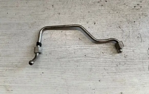 Fuel main line pipe